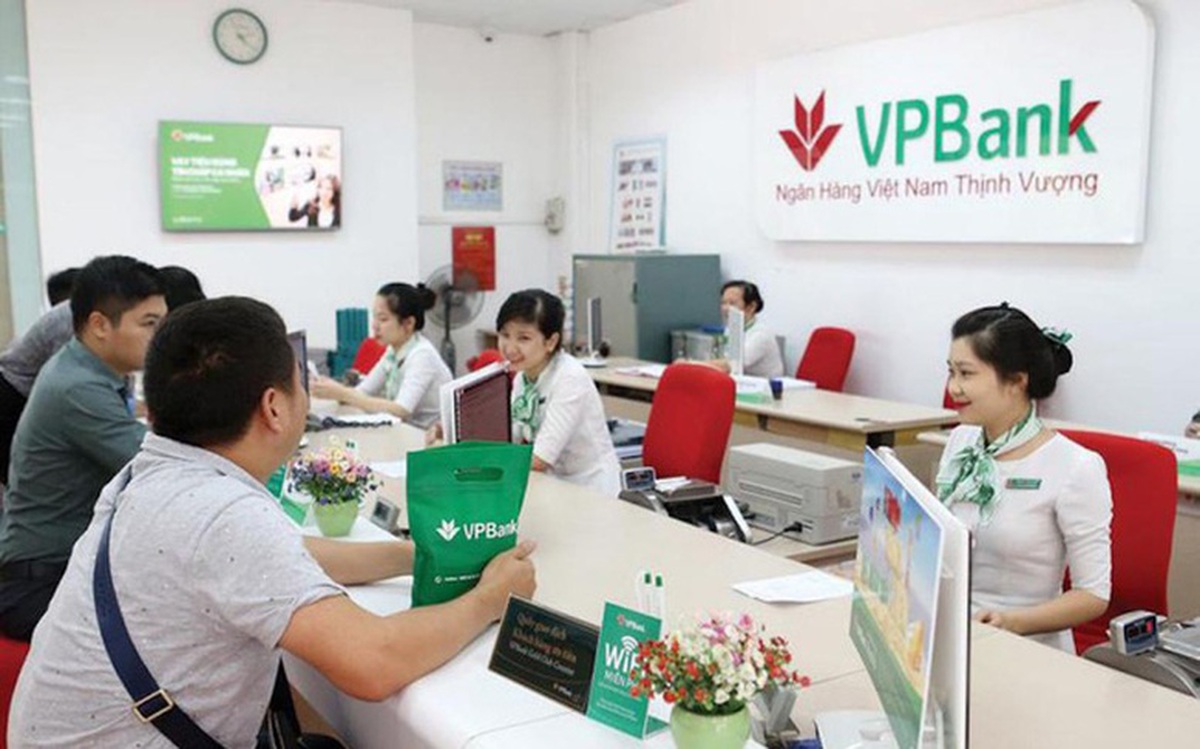 Nữ lãnh đạo VPBank chi nghìn tỷ gom cổ phiếu: Hé lộ tín hiệu gì?- Ảnh 2.
