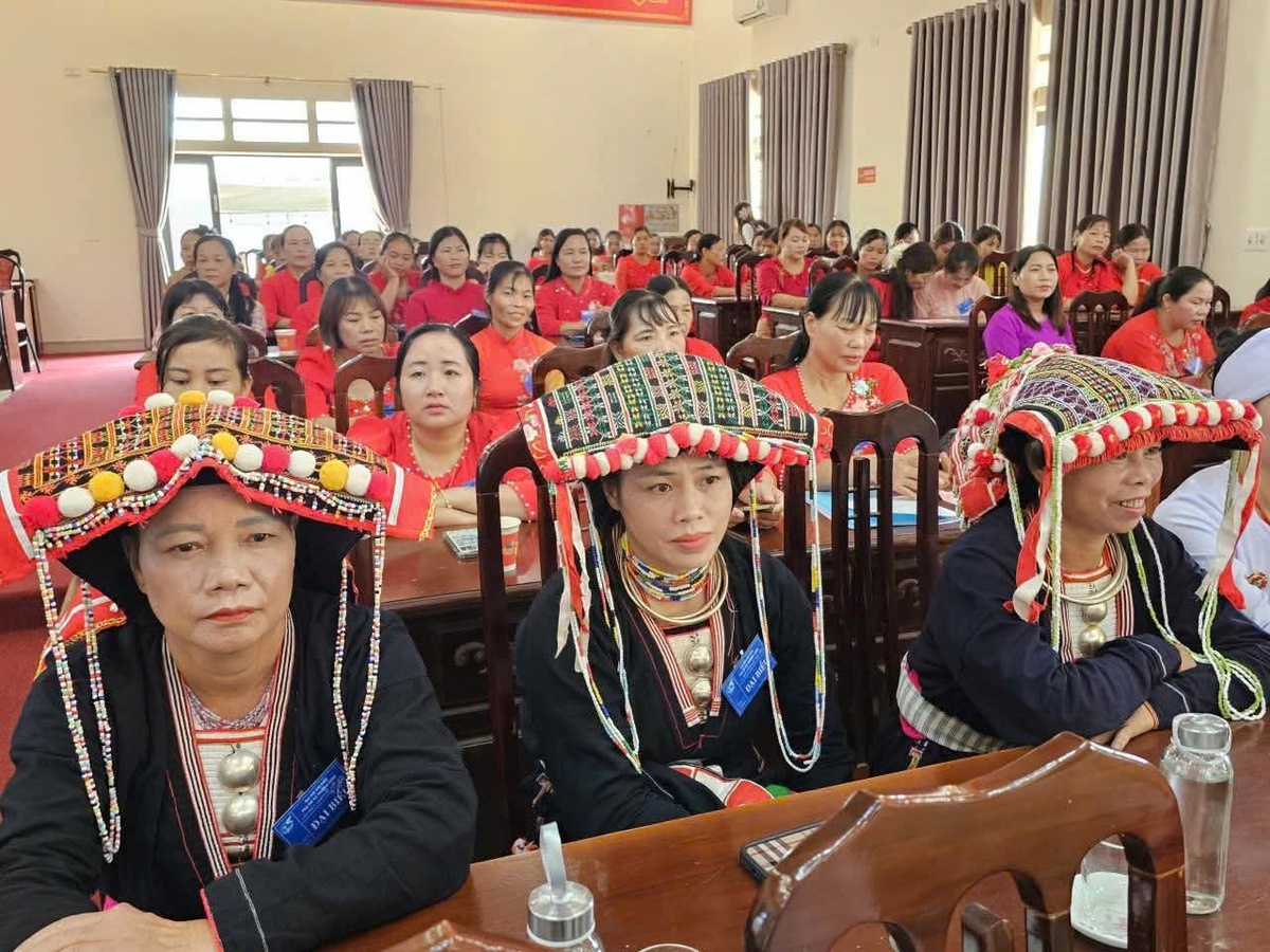 Hội LHPN xã Thượng Long: Sôi nổi thi đua chào mừng Đại hội Phụ nữ toàn quốc XIV- Ảnh 10.