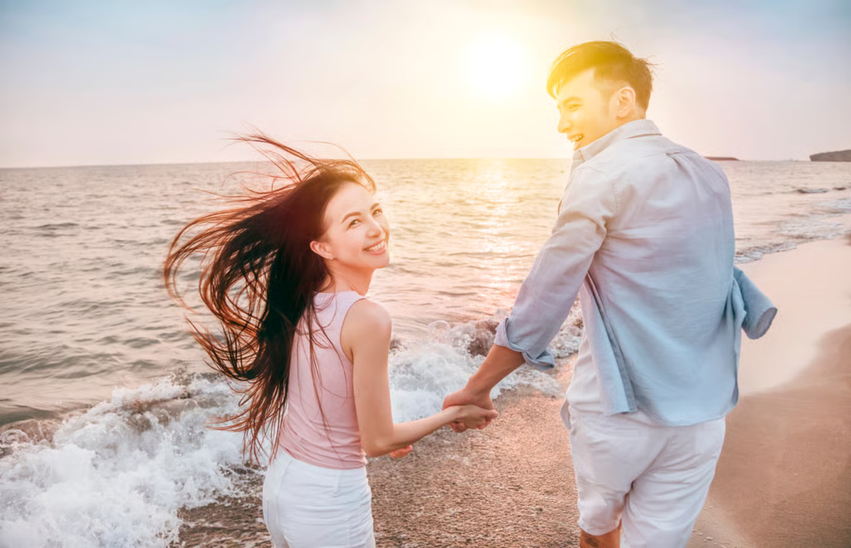Nỗi lo từ trào lưu tạo phiên bản ảo của người yêu cũ - Ảnh 1.
