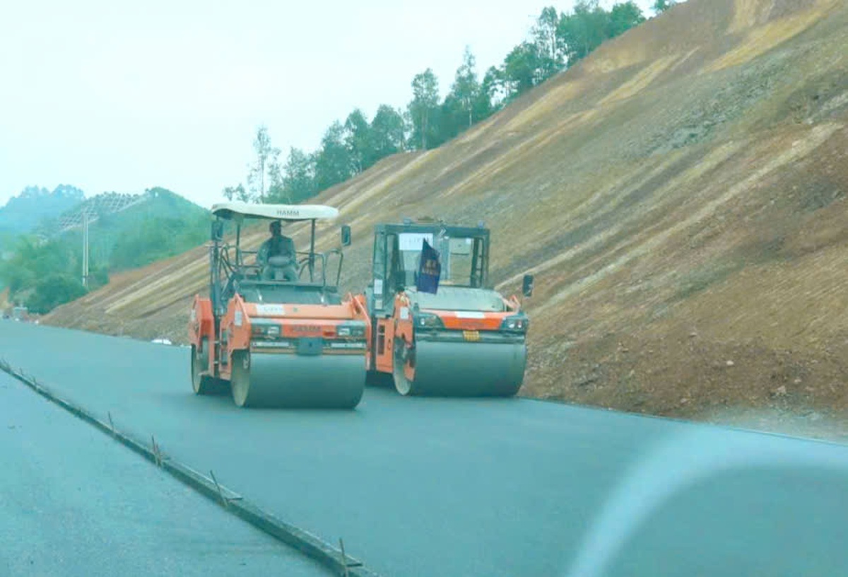 Ngày 19/5 sẽ thông xe kỹ thuật tuyến Cao tốc Đồng Đăng- Trà Lĩnh- Ảnh 2.