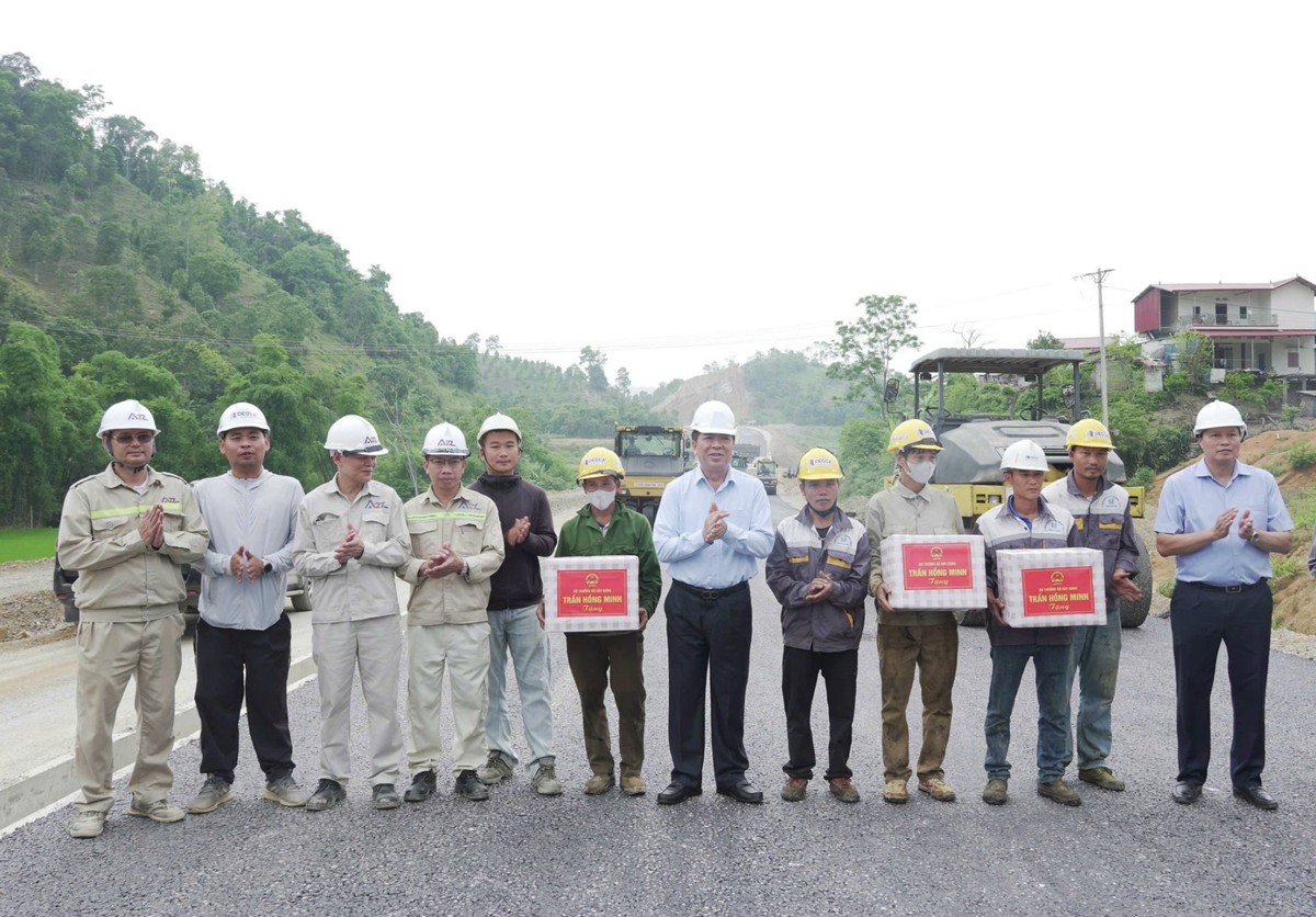 Ngày 19/5 sẽ thông xe kỹ thuật tuyến Cao tốc Đồng Đăng- Trà Lĩnh- Ảnh 5.