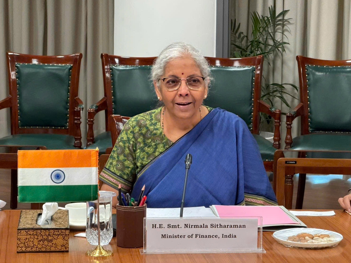 Bộ trưởng Ngô Văn Tuấn hội đàm với Bộ trưởng Tài chính Ấn Độ Nirmala Sitharaman- Ảnh 3.