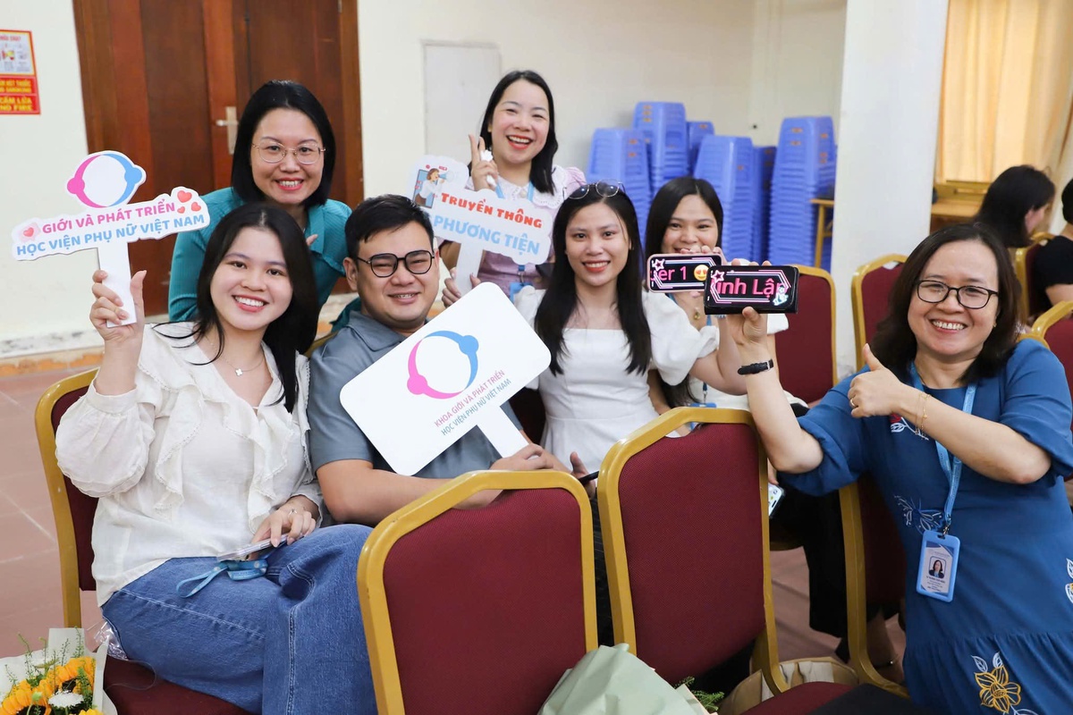 Sôi nổi Hội thi Báo cáo viên, tuyên truyền viên giỏi Đảng bộ Học viện Phụ nữ Việt Nam năm 2026- Ảnh 8.