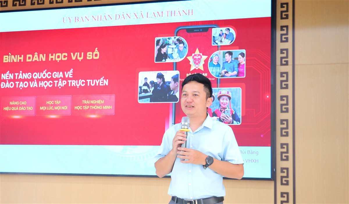 Mặt trận Tổ quốc Việt Nam tỉnh Nghệ An: Khơi dậy tiềm năng con người qua "Bình dân học vụ số"- Ảnh 2.