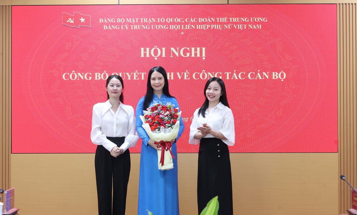 Đồng chí Trần Lan Phương giữ chức Phó Bí thư Thường trực Đảng ủy Trung ương Hội LHPN Việt Nam- Ảnh 9.