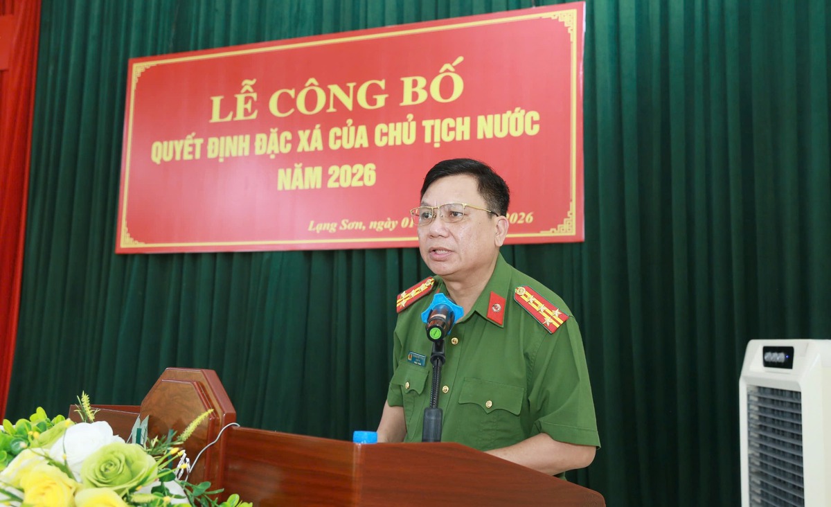 Lạng Sơn: Công bố đặc xá cho 33 phạm nhân cải tạo tốt- Ảnh 2. Lạng Sơn: Công bố đặc xá cho 33 phạm nhân cải tạo tốt- Ảnh 2.