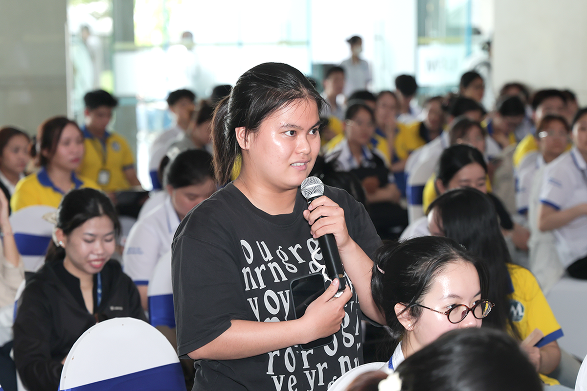 Tìm việc sau tốt nghiệp: Lời giải nào cho bài toán chênh lệch năng lực và nhu cầu tuyển dụng? - Ảnh 3.
