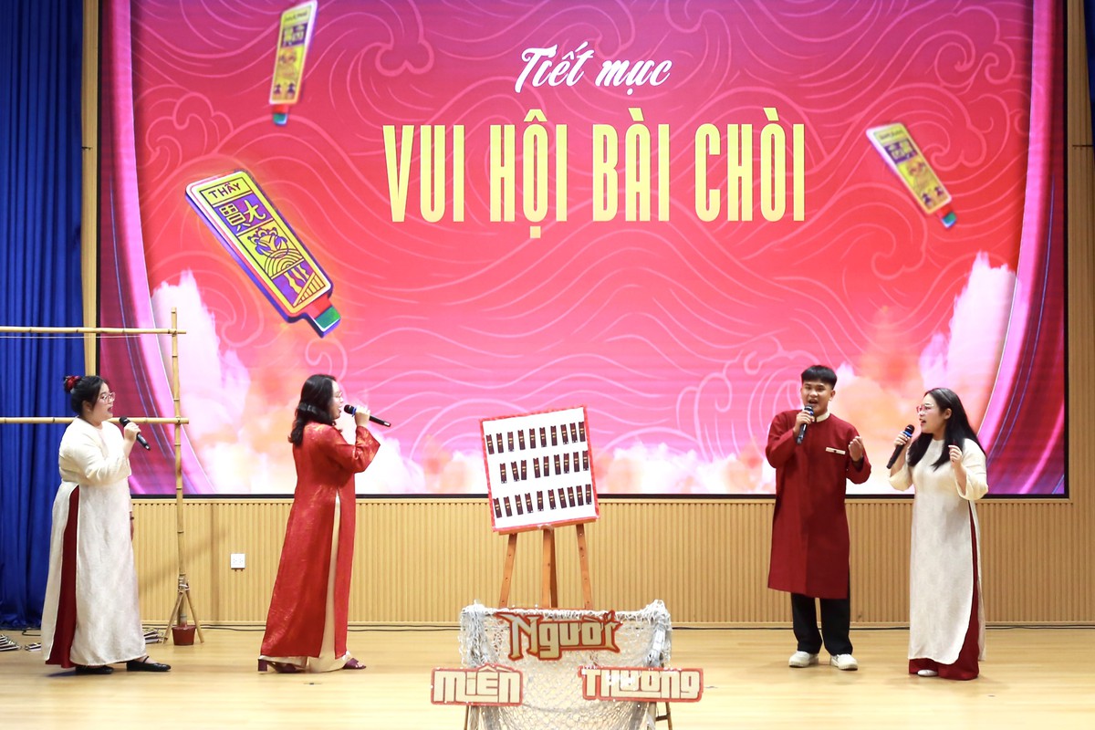 Những người trẻ đi tìm “căn cước văn hóa” qua làn điệu bài chòi - Ảnh 10.