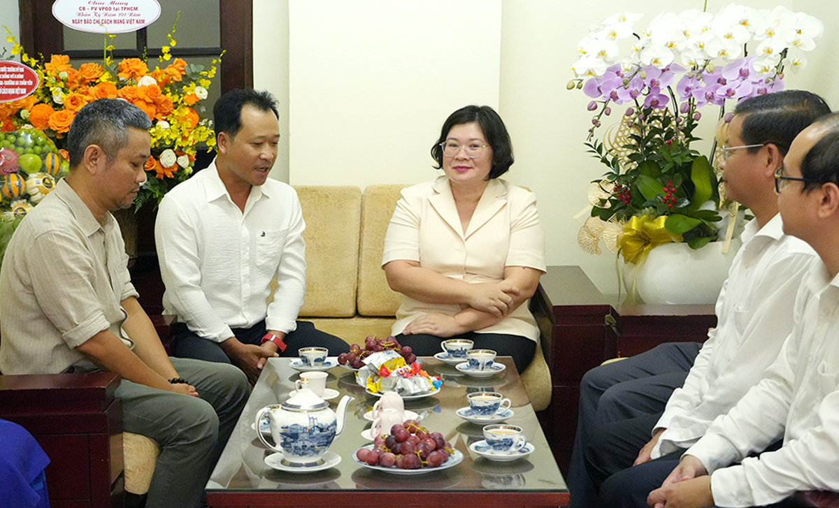 Lãnh đạo TPHCM ghi nhận những đóng góp của Báo Phụ nữ Việt Nam đối với phong trào phụ nữ thành phố - Ảnh 2.