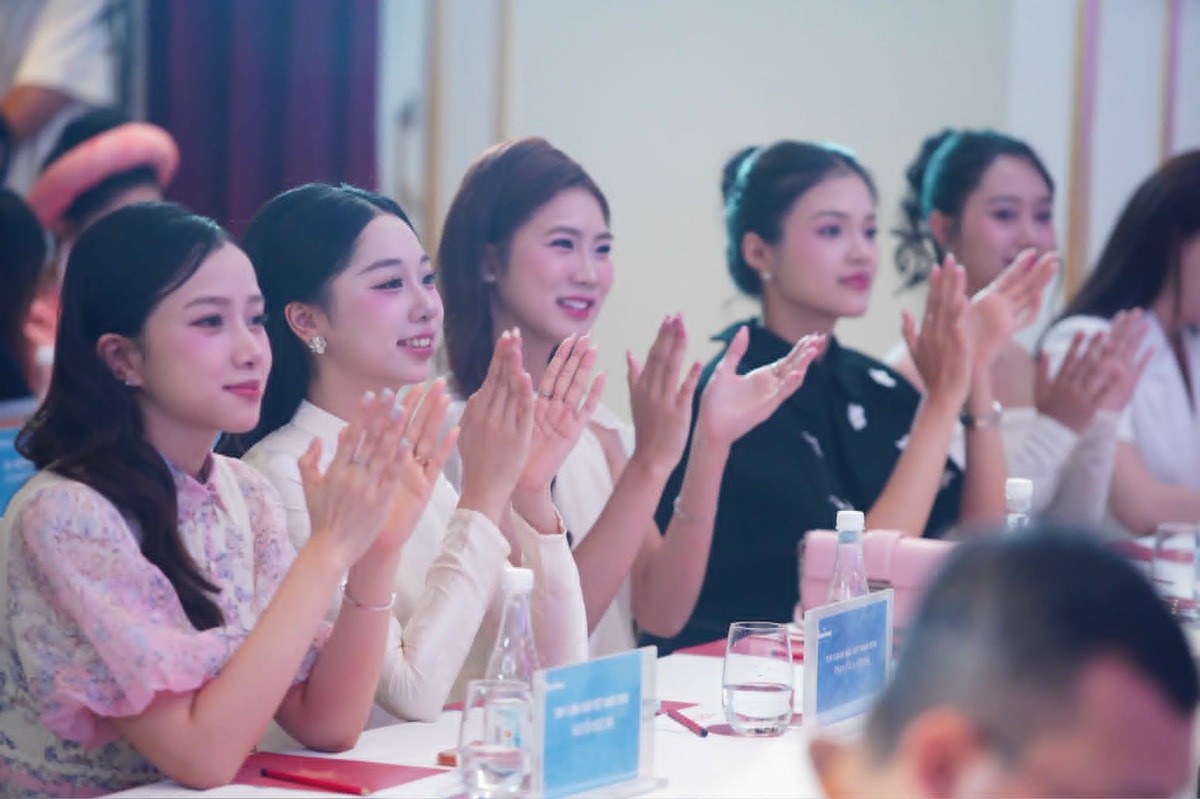12 nghệ sĩ nổi bật hội tụ, thắp sáng Mỹ Đình trong đại nhạc hội "Thanh Xuân" - Ảnh 2.