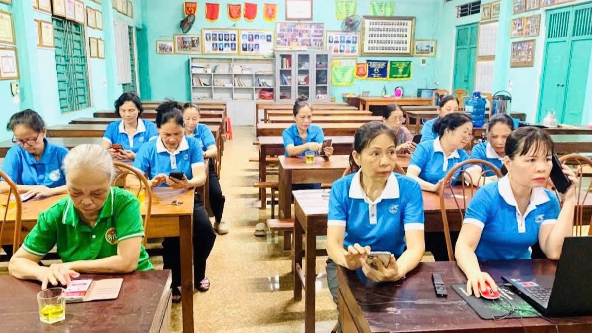Phụ nữ Tuyên Quang lan tỏa phong trào chuyển đổi số từ cơ sở - Ảnh 2.