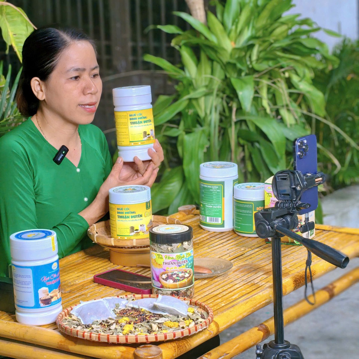 Những "đại sứ" đặc sản bản địa đưa niềm tin hàng Việt vào gian bếp- Ảnh 2.