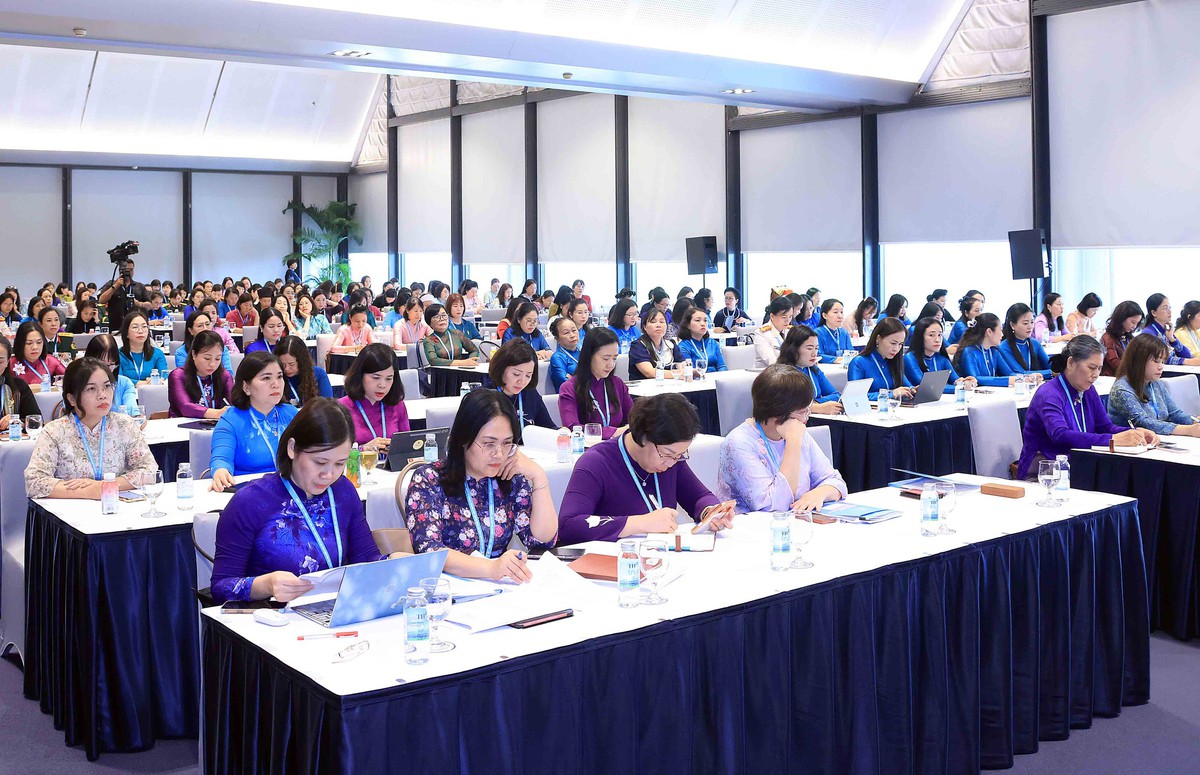 Gia đình Việt trước những thách thức mới: Phụ nữ được kỳ vọng trở thành trung tâm của sự thay đổi - Ảnh 2.