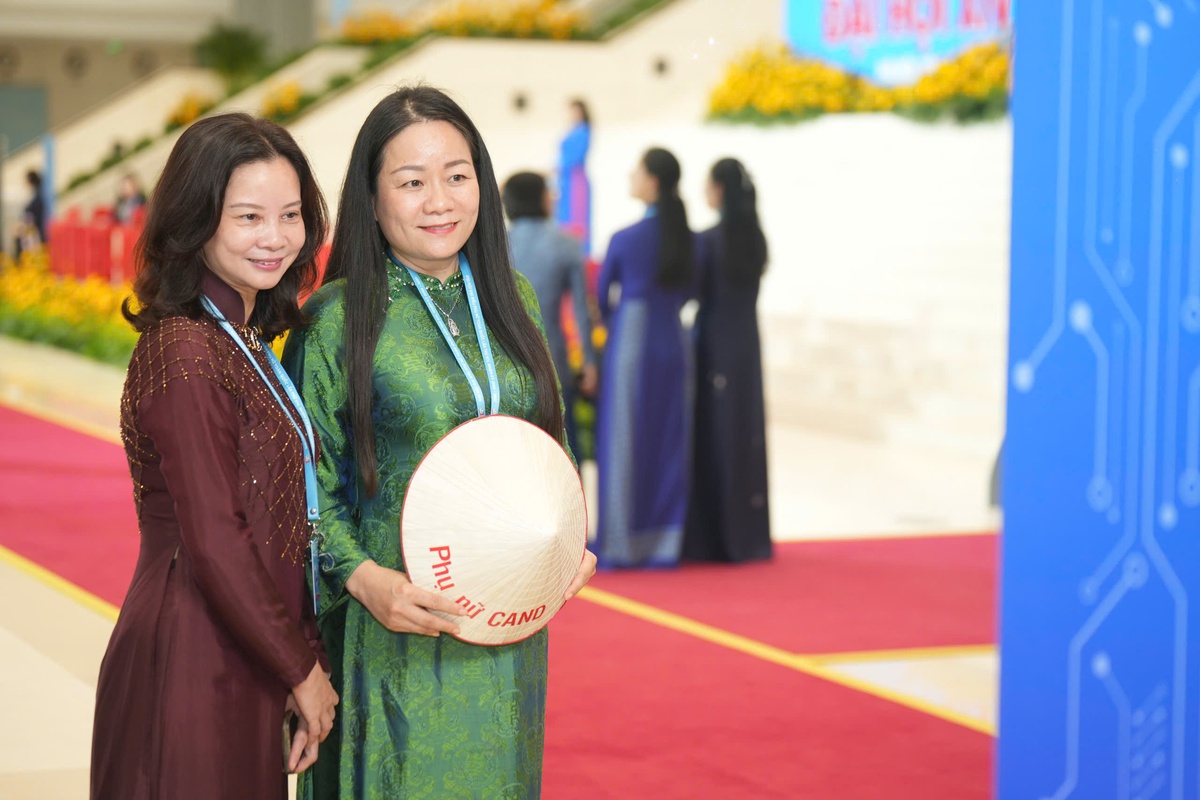 Sắc màu hội tụ trước giờ G khai mạc Đại hội đại biểu Phụ nữ toàn quốc lần thứ XIV - Ảnh 4.