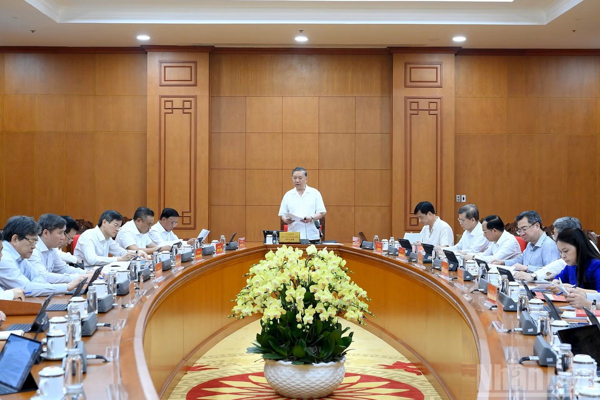 Phát biểu kết luận của Tổng Bí thư, Chủ tịch nước Tô Lâm tại cuộc họp Ban chỉ đạo tổng kết 100 năm Đảng lãnh đạo cách mạng Việt Nam - Ảnh 2.