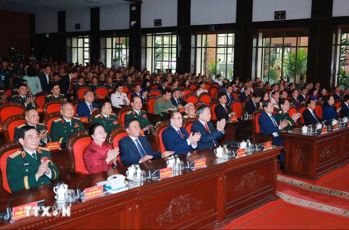 Khai mạc Đại hội đại biểu toàn quốc Hội Cựu chiến binh Việt Nam lần thứ VIII - Ảnh 1.