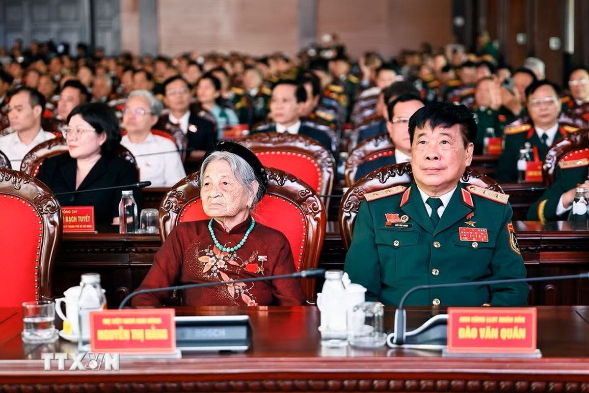 Khai mạc Đại hội đại biểu toàn quốc Hội Cựu chiến binh Việt Nam lần thứ VIII - Ảnh 4.