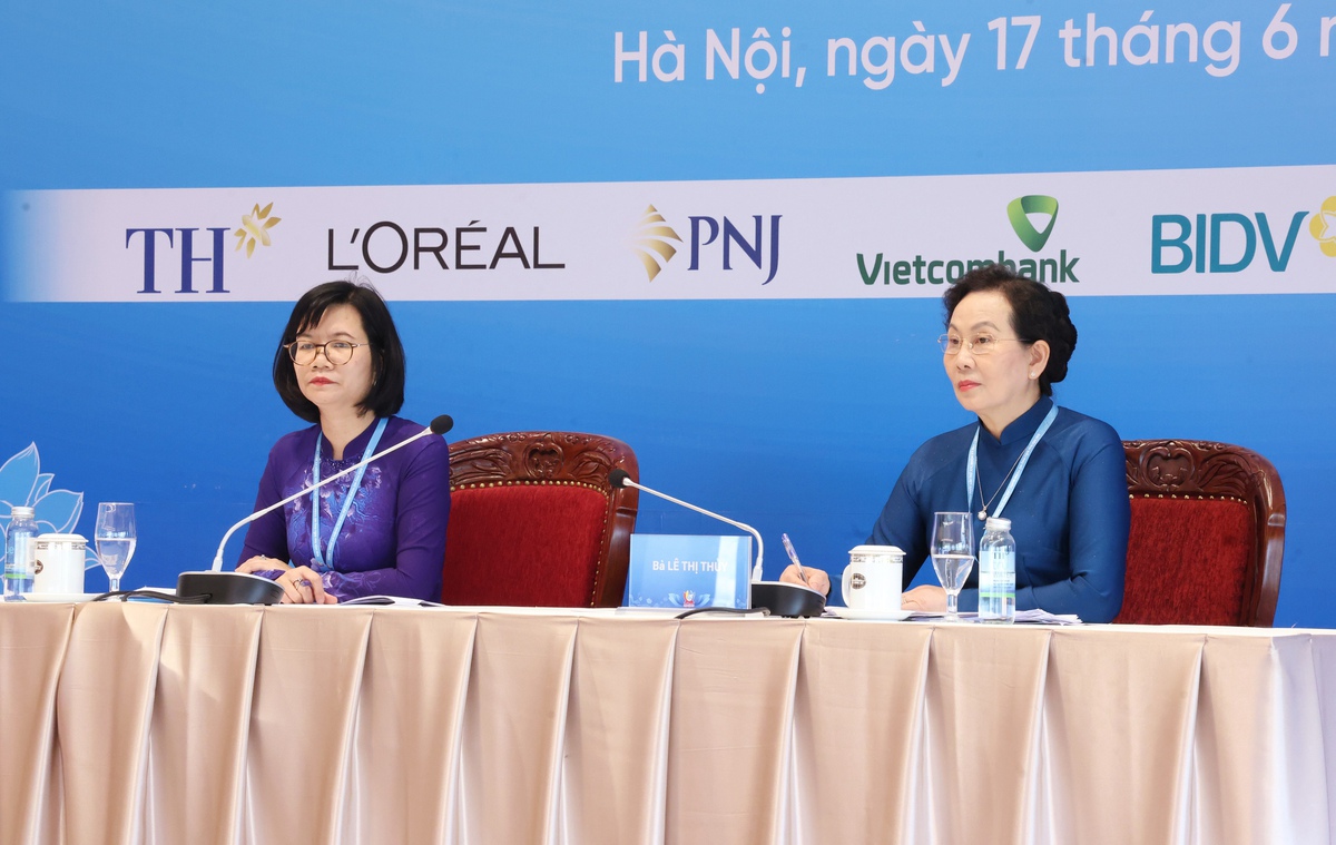 Đổi mới toàn diện phong trào phụ nữ: Từ đột phá thể chế đến thực tiễn chuyển đổi số và hội nhập quốc tế - Ảnh 1.