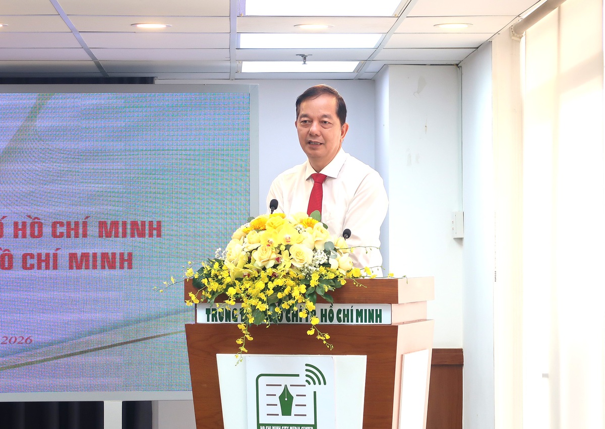 Trung tâm Báo chí và Học viện Cán bộ TPHCM ký kết hợp tác - Ảnh 1.