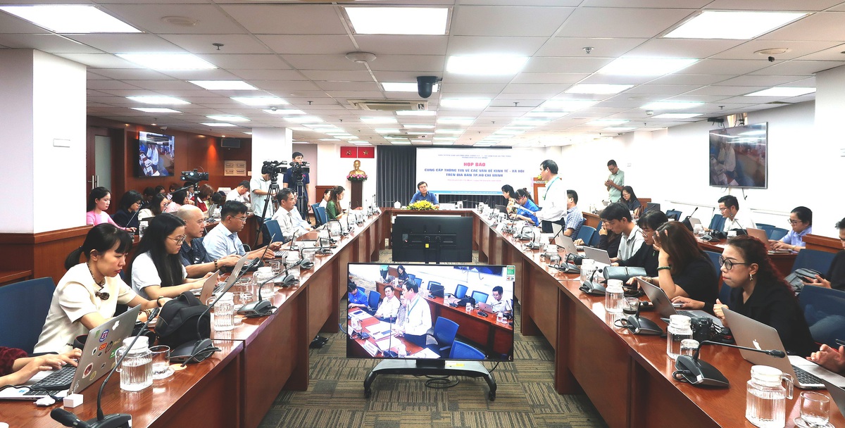 Trẻ em muốn thỏa sức tương tác với robot hãy đến Lễ hội Thiếu nhi TPHCM - Ảnh 1.