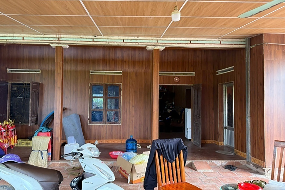 Lạng Sơn: Khởi tố vụ 'ốp gỗ nhà dân' rút ruột hơn 8 tỷ tiền đền bù đất - Ảnh 1.