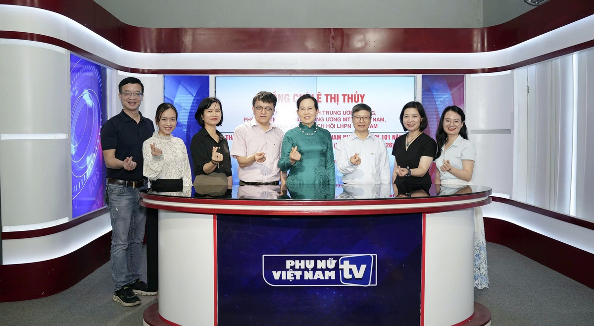 Chủ tịch Hội LHPN Việt Nam Lê Thị Thủy chúc mừng Báo Phụ nữ Việt Nam nhân Ngày Báo chí Cách mạng Việt Nam - Ảnh 3.