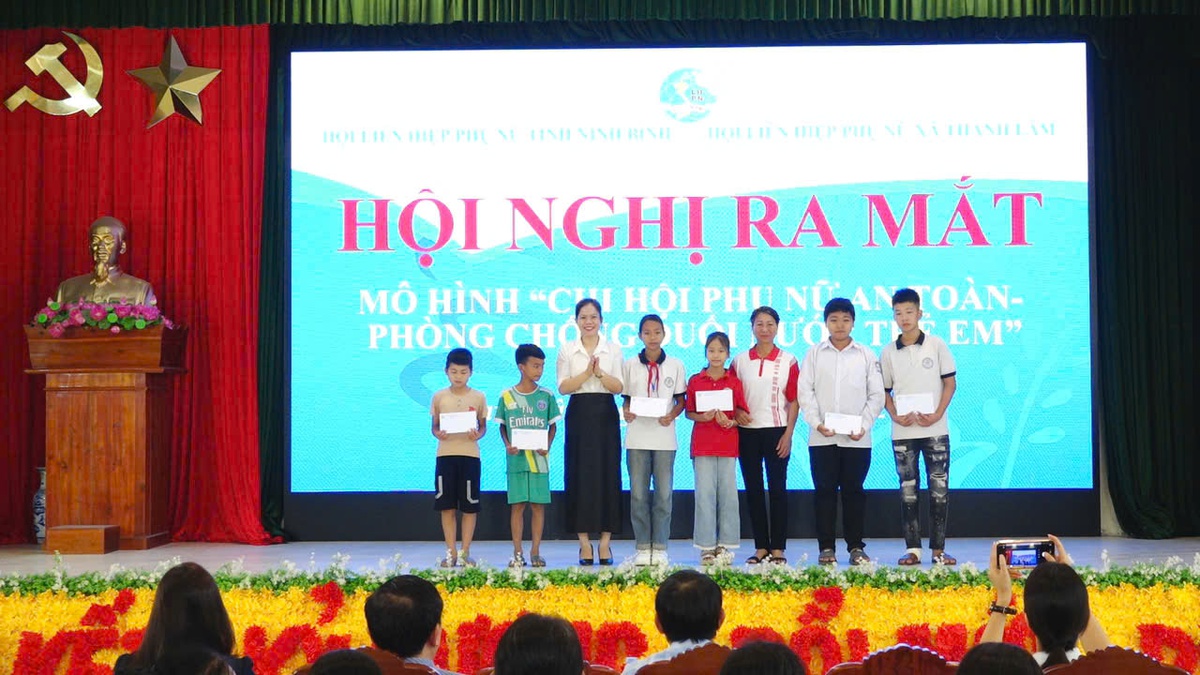 Hội LHPN Ninh Bình: Tăng cường phòng, chống đuối nước trẻ em trong mùa hè- Ảnh 1. Hội LHPN Ninh Bình: Tăng cường phòng, chống đuối nước trẻ em trong mùa hè- Ảnh 1.