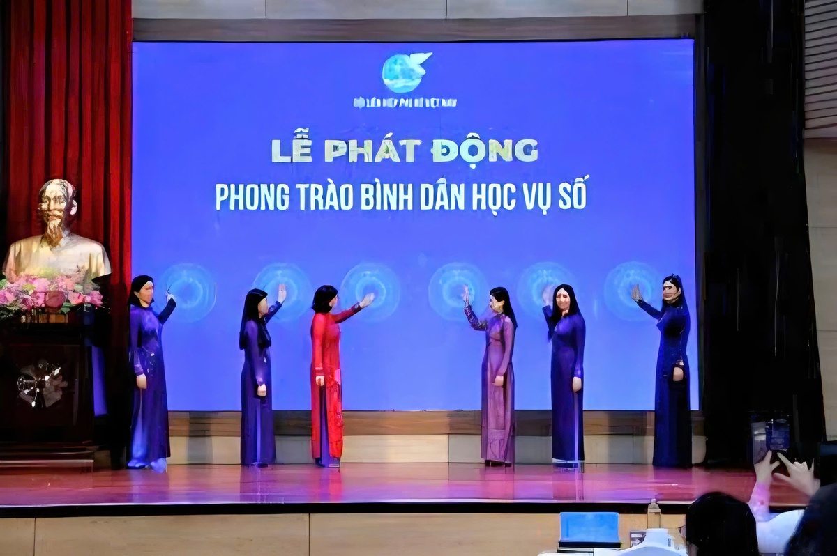“Những tấm gương bình dị mà cao quý” tôn vinh 136 tập thể, cá nhân tiêu biểu trên khắp mọi miền đất nước- Ảnh 5.