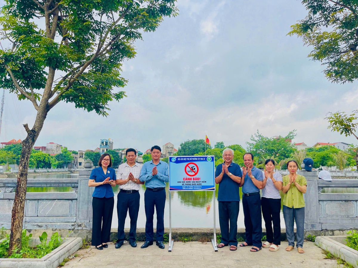 Hội LHPN Ninh Bình: Tăng cường phòng, chống đuối nước trẻ em trong mùa hè- Ảnh 3. Hội LHPN Ninh Bình: Tăng cường phòng, chống đuối nước trẻ em trong mùa hè- Ảnh 3.