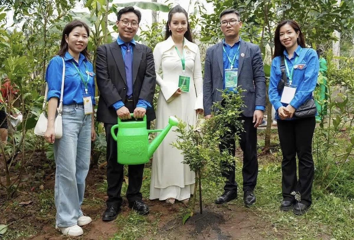 Tuổi trẻ tiên phong bảo vệ nền tảng tư tưởng của Đảng trong thời đại số- Ảnh 3.