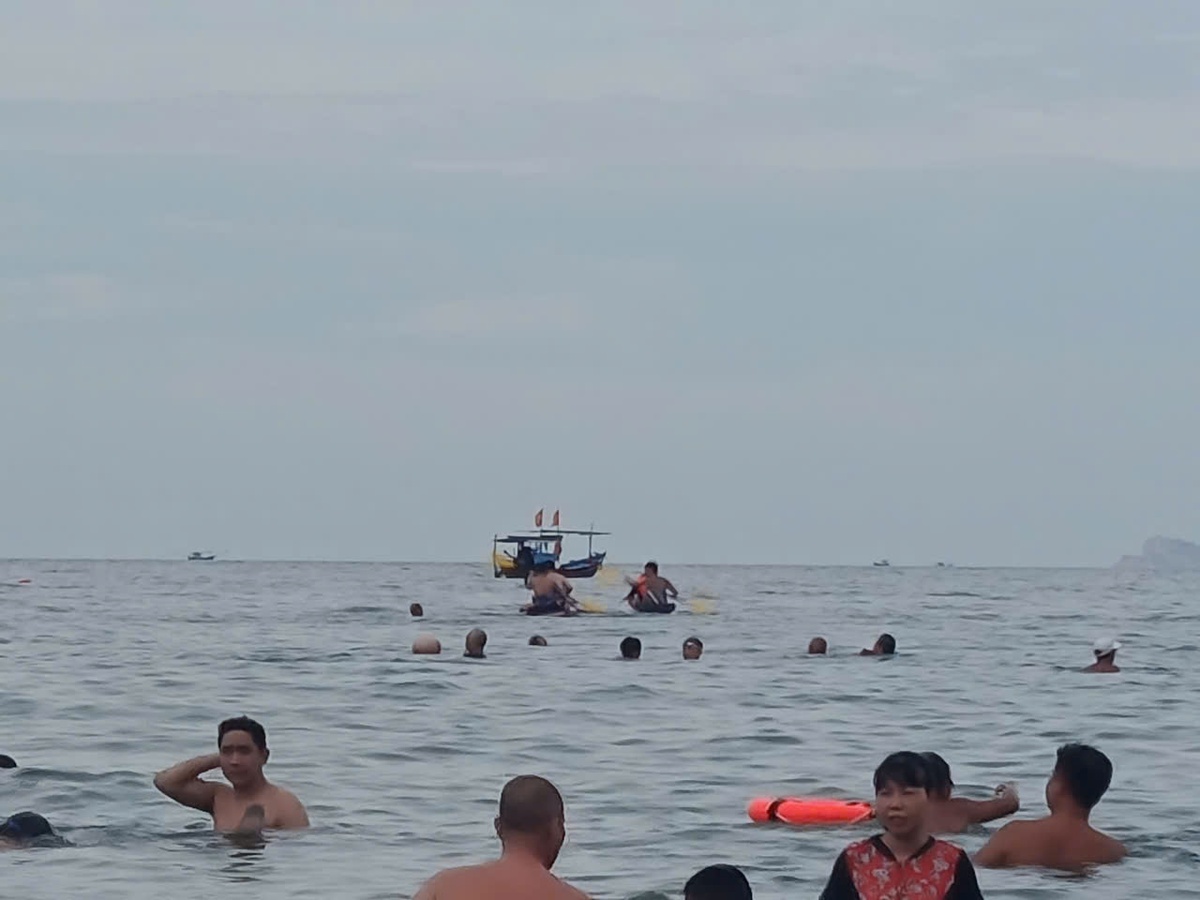 Khánh Hòa: Du lịch chèo SUP nở rộ, an toàn vẫn bị bỏ ngỏ- Ảnh 1.