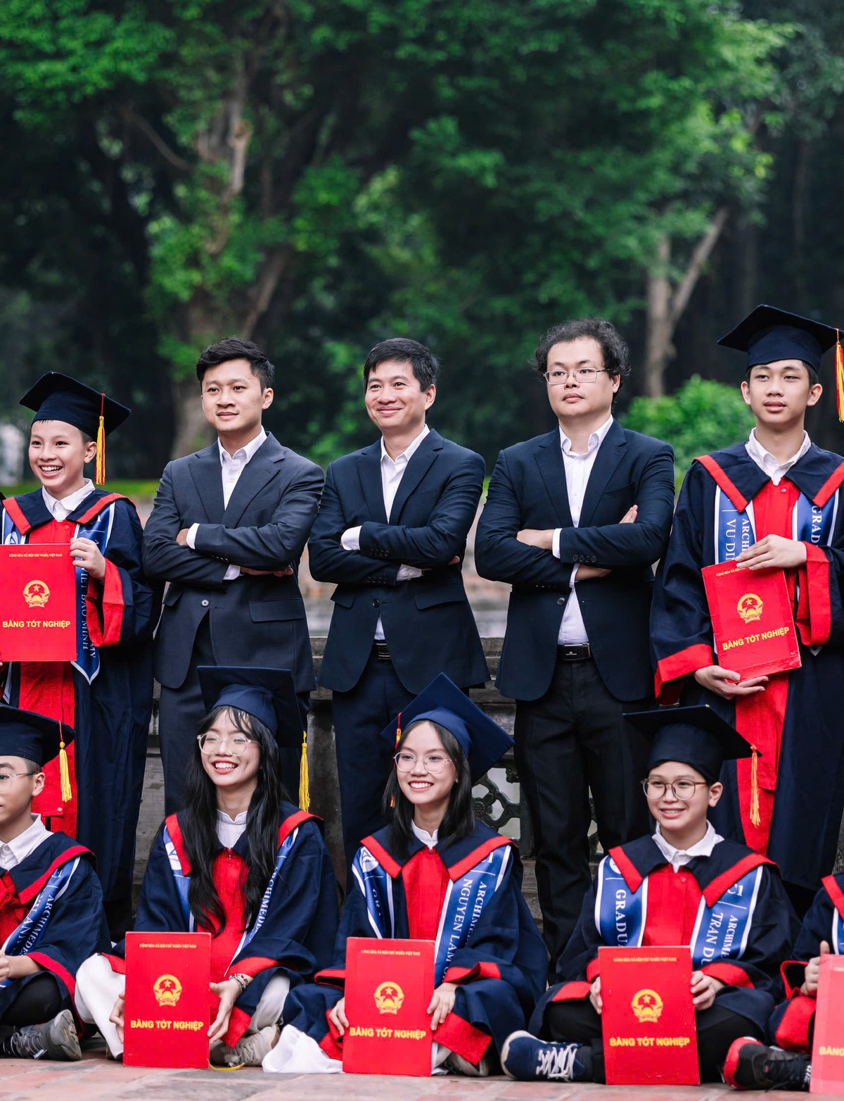 Tất cả học sinh ở một lớp “siêu nghịch” trúng tuyển vào trường chuyên- Ảnh 2. Tất cả học sinh ở một lớp “siêu nghịch” trúng tuyển vào trường chuyên- Ảnh 2.
