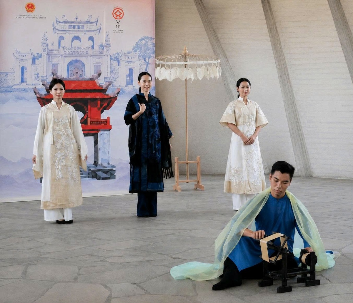 NSND Thanh Lam gây ấn tượng tại UNESCO với những ca khúc về Hà Nội- Ảnh 2. NSND Thanh Lam gây ấn tượng tại UNESCO với những ca khúc về Hà Nội- Ảnh 2.