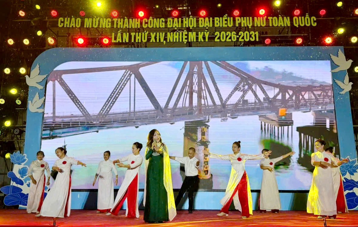 Hà Nội tổ chức đêm nghệ thuật chào mừng thành công Đại hội Phụ nữ toàn quốc XIV- Ảnh 3.