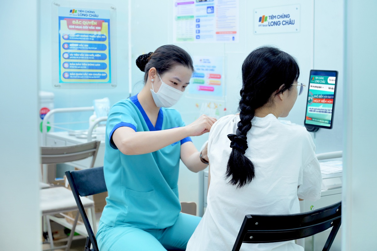 Sốt xuất huyết gia tăng, chuyên gia cảnh báo không tự ý dùng Ibuprofen- Ảnh 1. Sốt xuất huyết gia tăng, chuyên gia cảnh báo không tự ý dùng Ibuprofen- Ảnh 1.