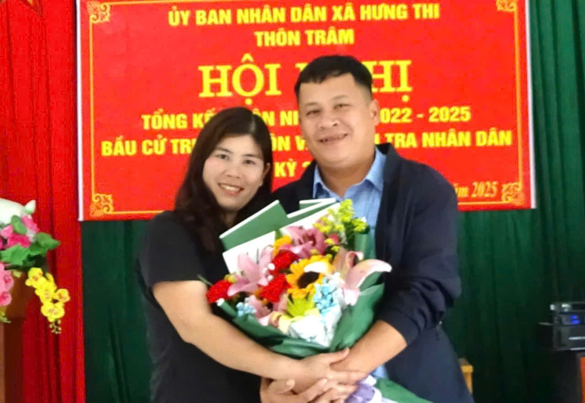 Cặp vợ chồng dân tộc Mường "hai vai gánh việc làng", vun đắp những giá trị của gia đình Việt - Ảnh 7.