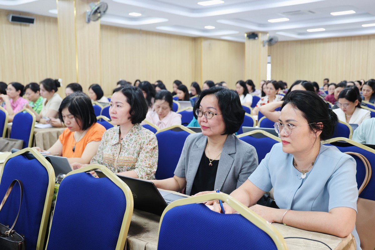 Đột phá trong thực hiện "Xây dựng gia đình 5 không, 3 sạch, 3 an" và Hỗ trợ phụ nữ phát triển toàn diện - Ảnh 4.