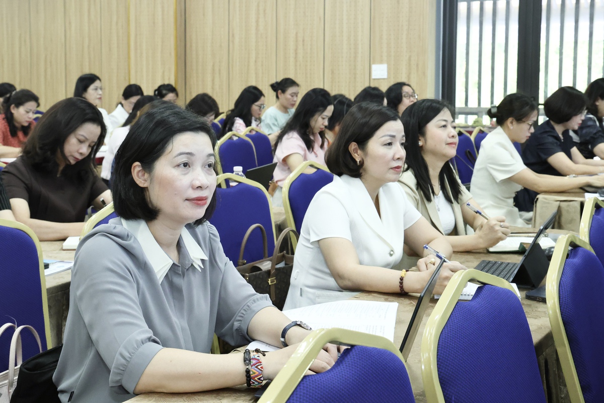 Đưa Nghị quyết Đại hội Phụ nữ toàn quốc XIV vào cuộc sống bằng hành động quyết liệt, hiệu quả từ cơ sở- Ảnh 3. Đưa Nghị quyết Đại hội Phụ nữ toàn quốc XIV vào cuộc sống bằng hành động quyết liệt, hiệu quả từ cơ sở- Ảnh 3.