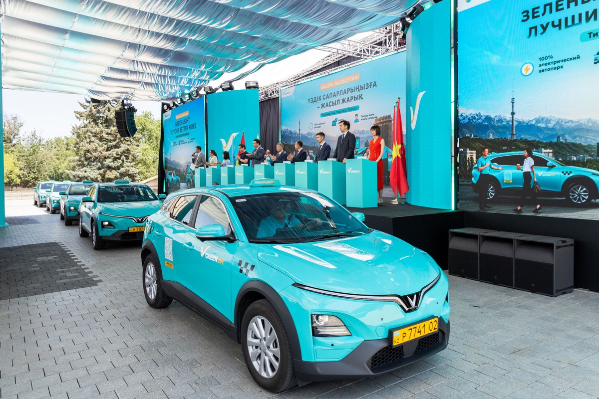 Green SM chính thức ra mắt dịch vụ gọi xe thuần điện tại Kazakhstan - Ảnh 1.