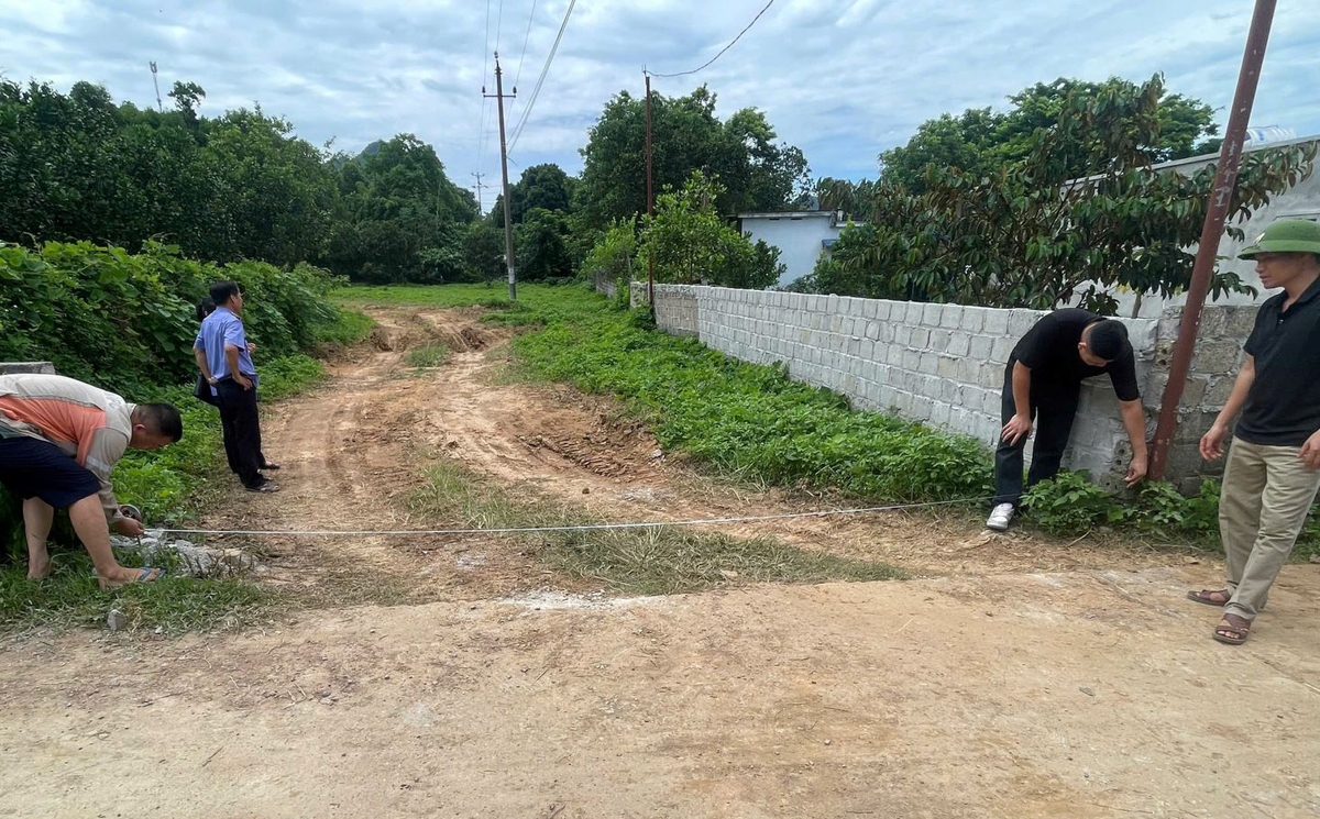 Giả danh nhà báo, chặn xe thi công để cưỡng đoạt tài sản - Ảnh 1.