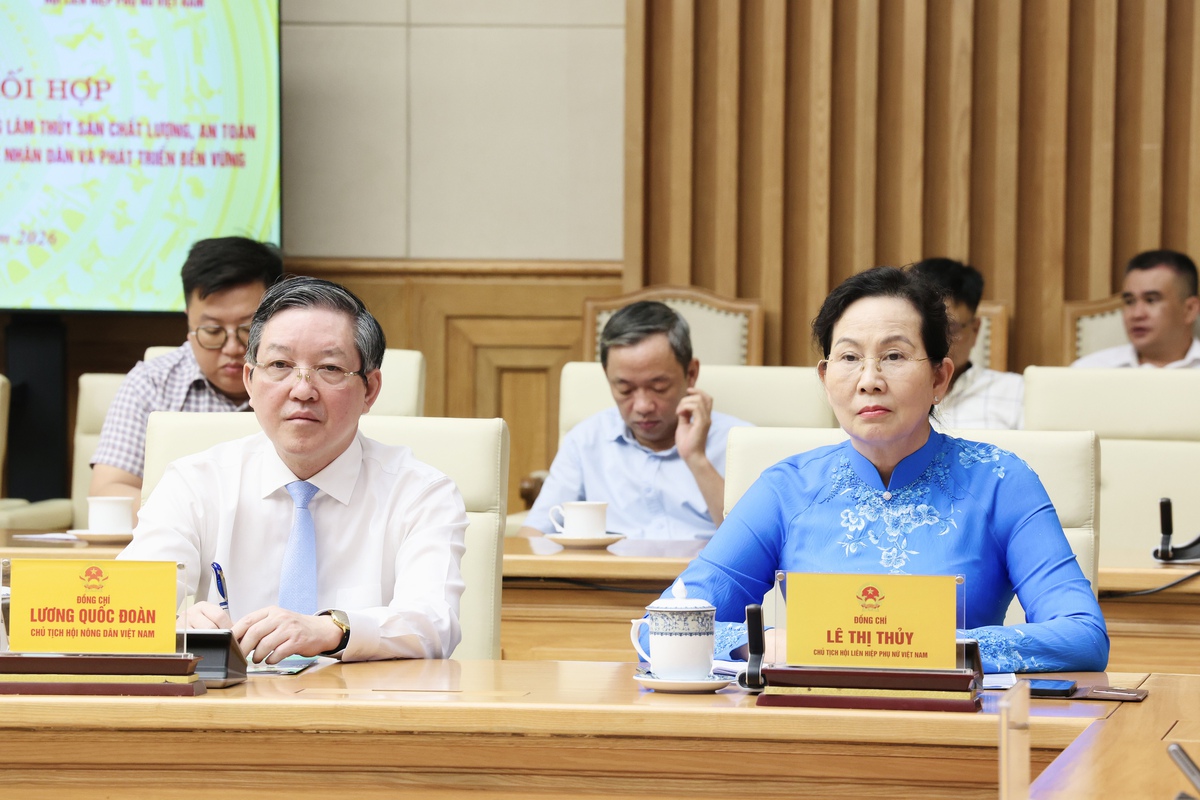 Chính phủ, Hội LHPN Việt Nam và Hội Nông dân Việt Nam ký kết Chương trình phối hợp bảo đảm an toàn thực phẩm giai đoạn 2026-2030- Ảnh 2.