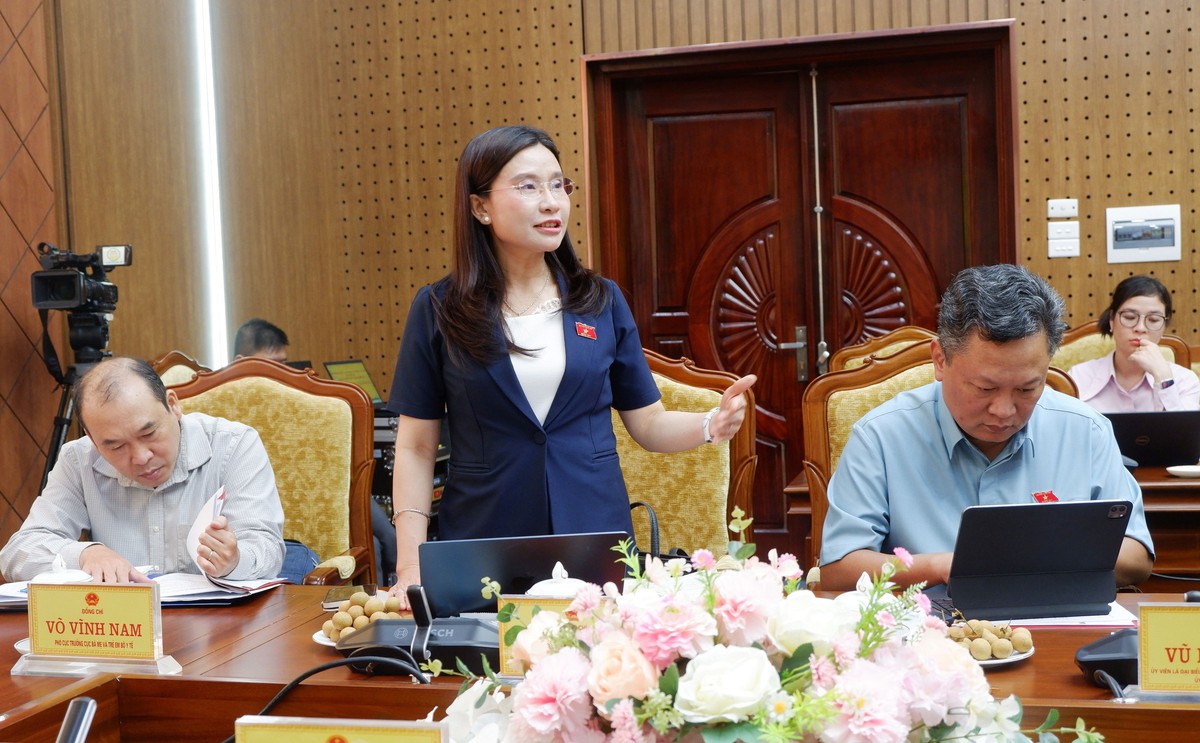Hoàn thiện "hàng rào" bảo vệ trẻ em trên môi trường số: Đề xuất bắt buộc xác thực danh tính tài khoản - Ảnh 2.