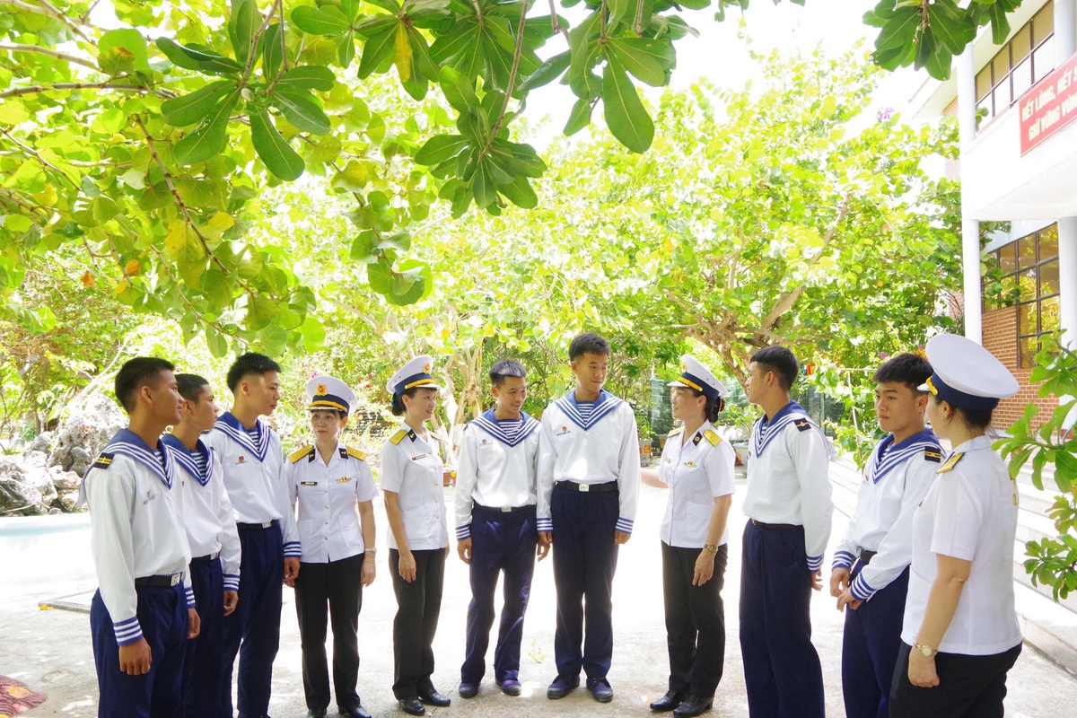 Những ước mơ xanh nơi đảo xa- Ảnh 4.