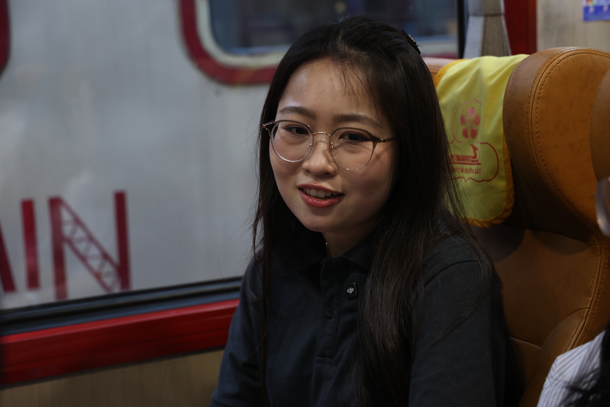 Những chuyến tàu đưa y tế chất lượng cao đến gần người dân- Ảnh 1.