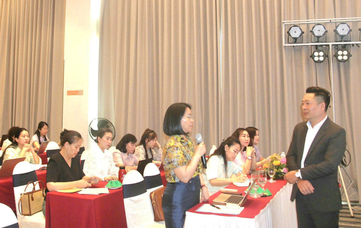Nâng cao năng lực hỗ trợ phụ nữ phát triển kinh tế, khởi nghiệp cho cán bộ Hội khu vực miền Trung - Ảnh 4.