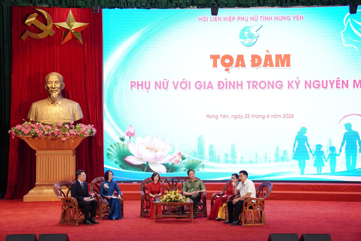 Hội LHPN Hưng Yên tổ chức chuỗi hoạt động Kỷ niệm Ngày Gia đình Việt Nam 28/6 - Ảnh 2.