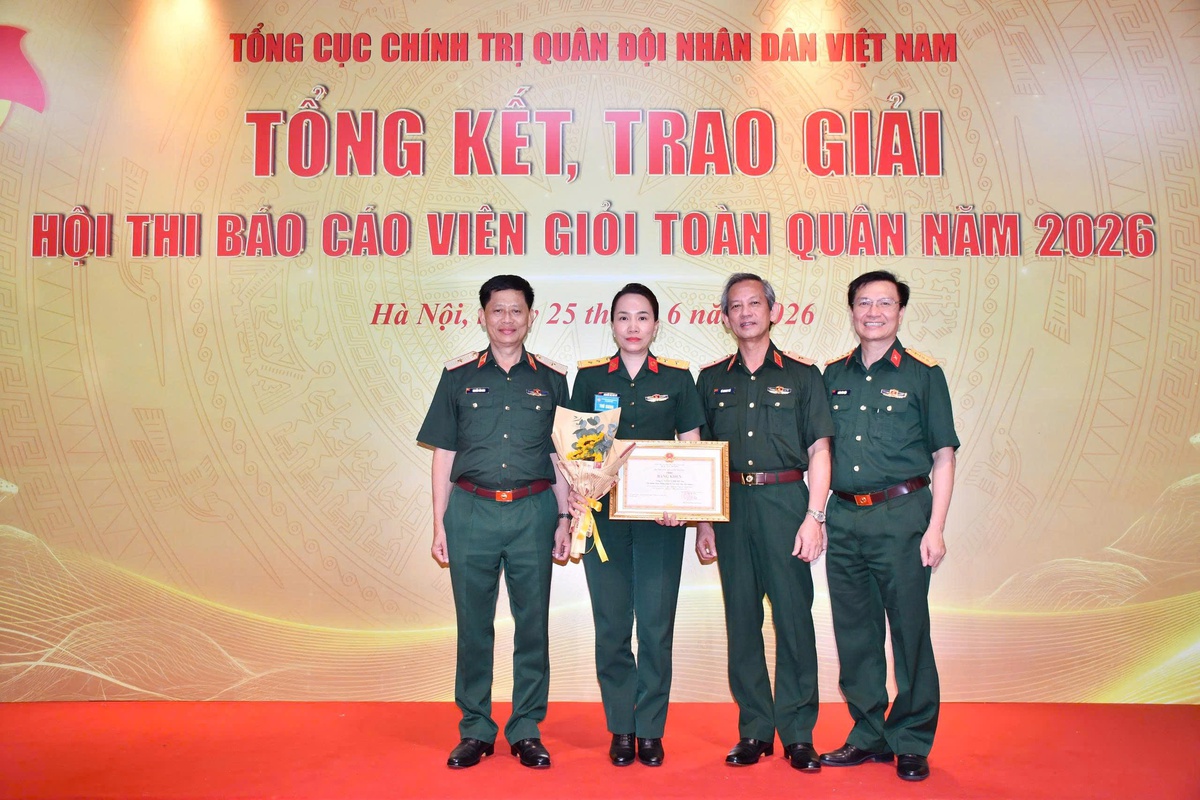 Nữ chiến sĩ Quân y tỏa sáng tại hội thi báo cáo viên giỏi toàn quân- Ảnh 3.