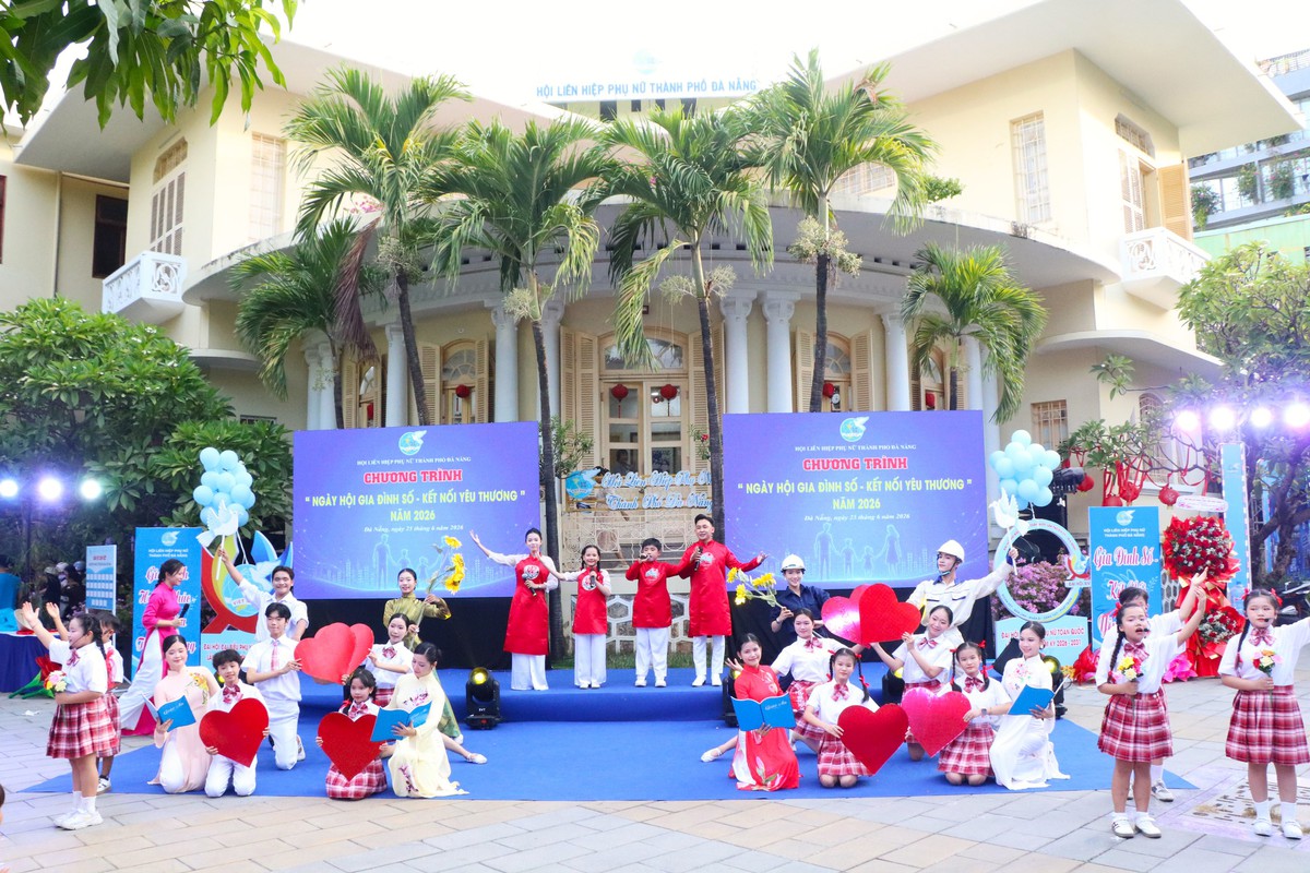 Yêu thương kết nối "gia đình số"- Ảnh 14.