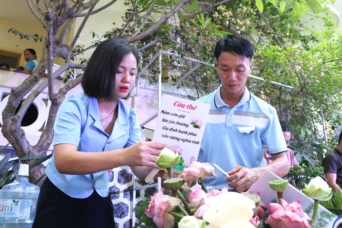 Yêu thương kết nối "gia đình số"- Ảnh 13.
