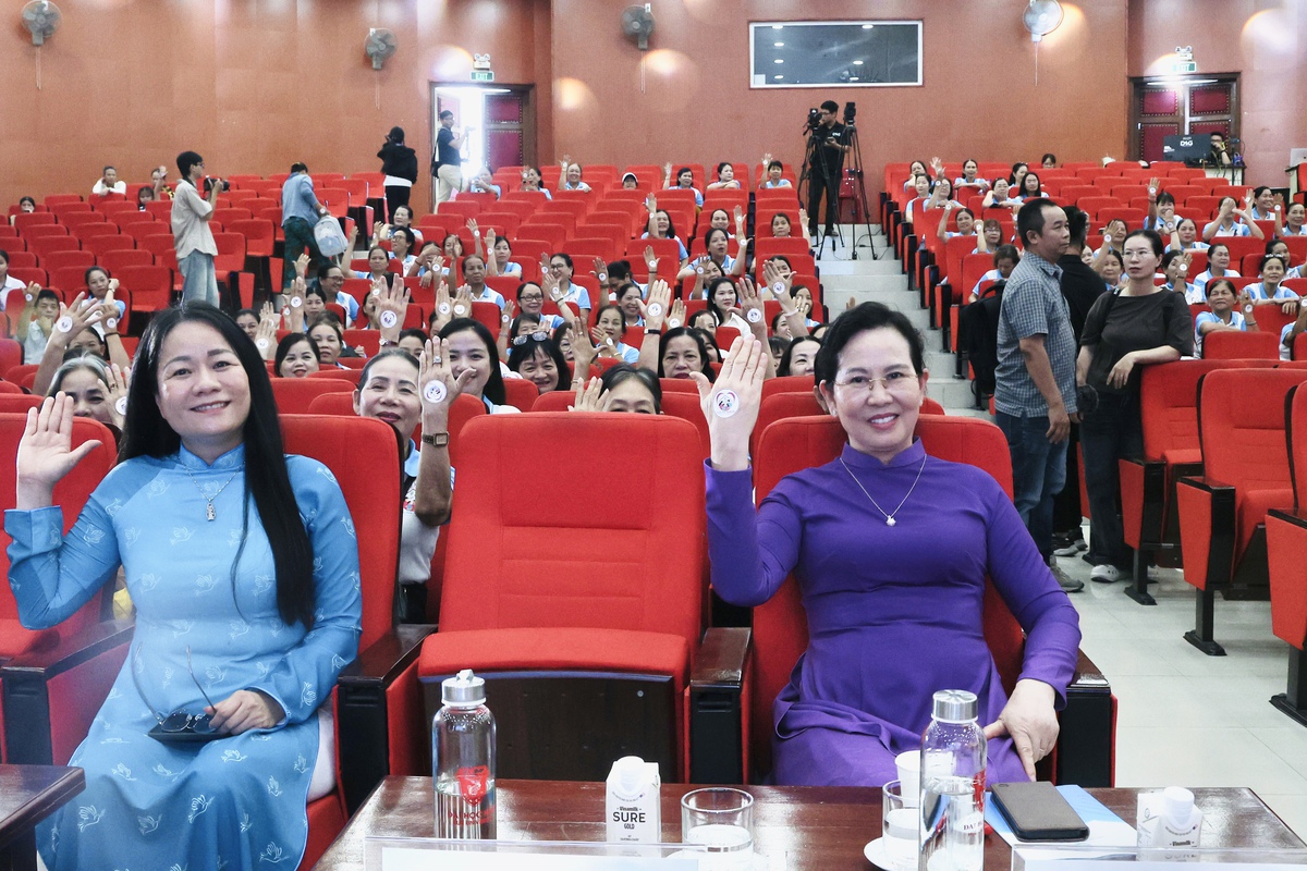 Lễ Mít tinh hưởng ứng Ngày Gia đình Việt Nam 28/6: "Chạm yêu thương - Xây hạnh phúc" - Ảnh 14.